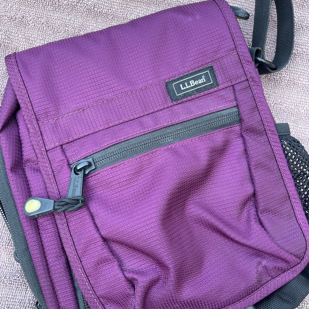 L.L. Bean Women’s Small Purple and Black Messenger Bag - Picture 2 of 7